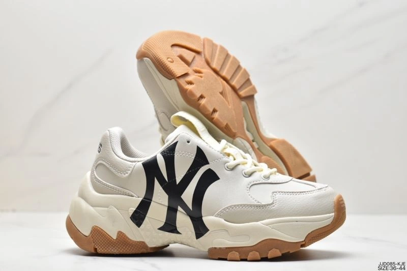 Trendsetting Nxkx Sneakers 200675